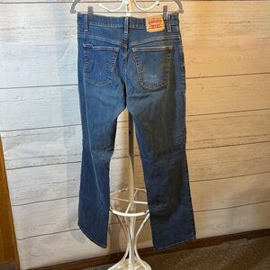 Levi's Classic Blue Jeans 550 Relaxed Boot Cut Women’s size 10 Excellent Cond!